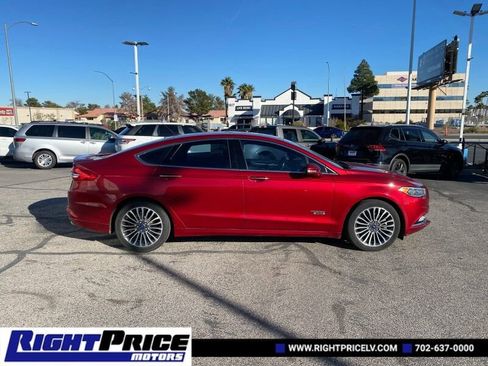 Used 2017 Ford Fusion Energi Titanium image 6