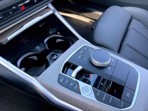 Certified 2025 BMW 330i Sedan image 16