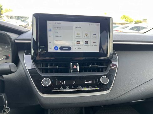 Used 2023 Toyota Corolla LE image 13