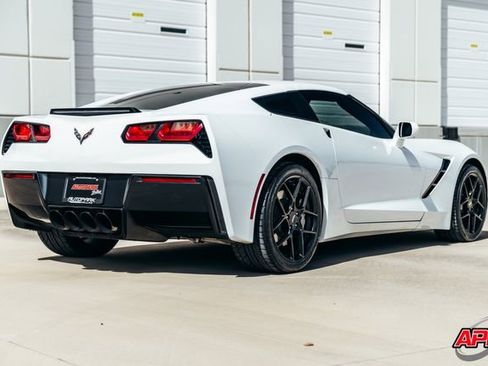 Used 2016 Chevrolet Corvette Stingray Coupe image 7