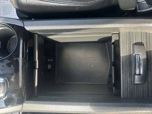 Used 2017 Honda Pilot Elite image 36