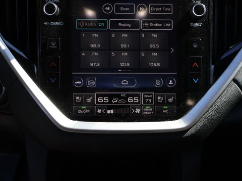 Used 2023 Subaru Ascent Touring image 28