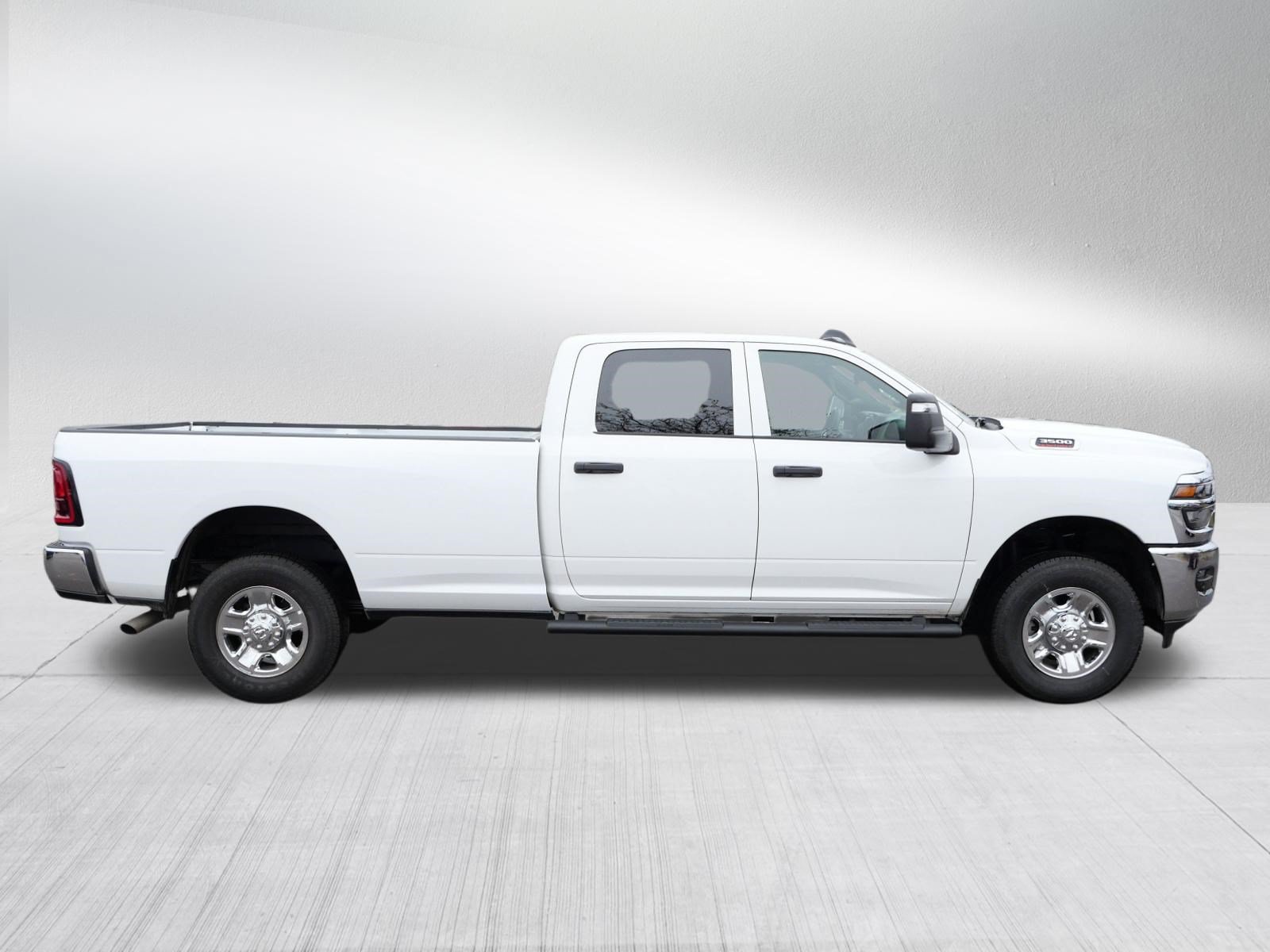 Used 2026 RAM 3500 Tradesman AWD/4WD image 8