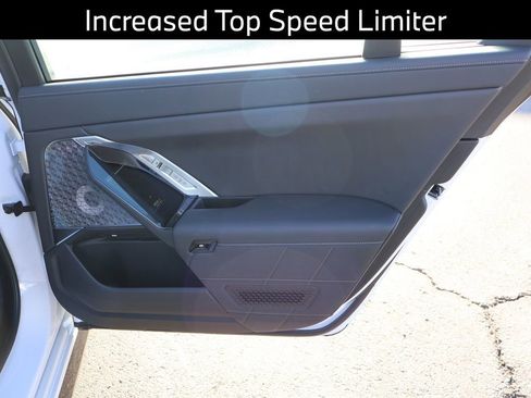 Certified 2025 BMW 760i xDrive image 15