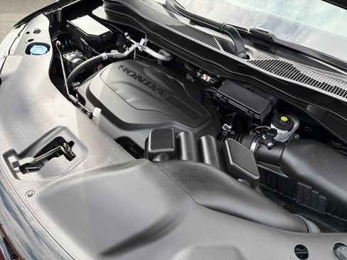 Used 2022 Honda Pilot Black Edition image 17