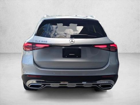 Used 2026 Mercedes-Benz GLC 300 image 7