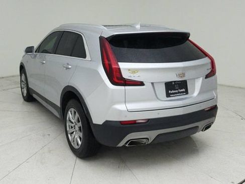 Used 2020 Cadillac XT4 Premium Luxury w/ Driver Awareness Package FWD image 4
