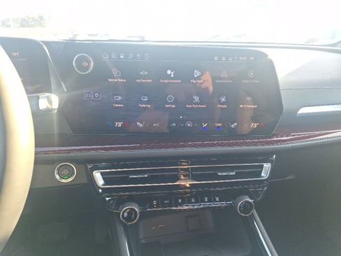 New 2026 Chevrolet Traverse Z71 w/ Enhanced Driving Package image 12