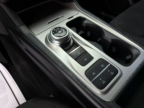 Used 2020 Ford Explorer XLT RWD image 29