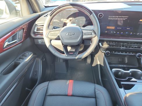 New 2026 Chevrolet Traverse RS image 13