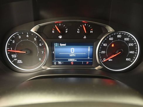 Used 2023 GMC Acadia SLE w/ Driver Convenience Package FWD image 22