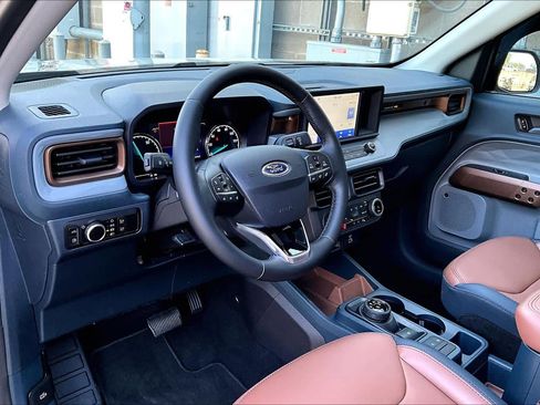 Certified 2024 Ford Maverick Lariat image 18