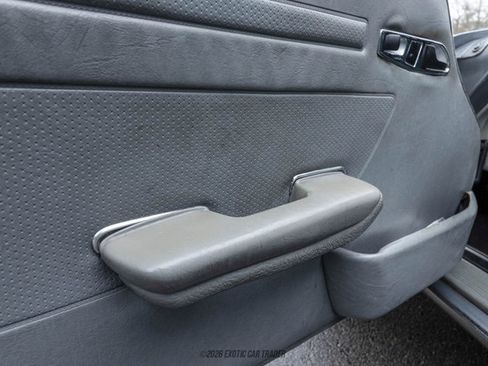 Used 1987 Mercedes-Benz 560 SL image 40