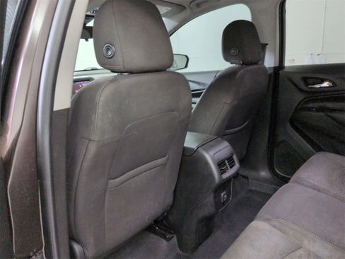 Used 2020 Chevrolet Equinox LT image 17