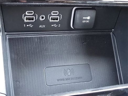 New 2025 Jeep Grand Cherokee L Altitude image 12