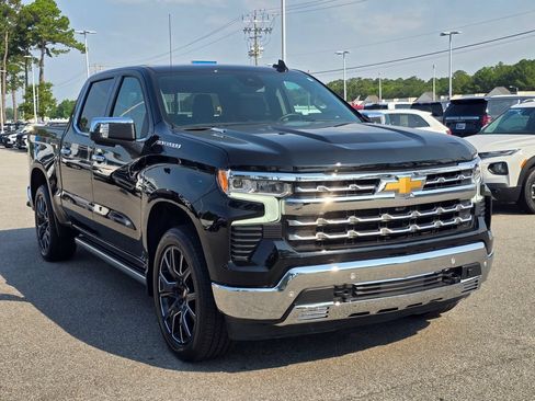 Used 2026 Chevrolet Silverado 1500 LTZ w/ LTZ Convenience Package II AWD/4WD image 7