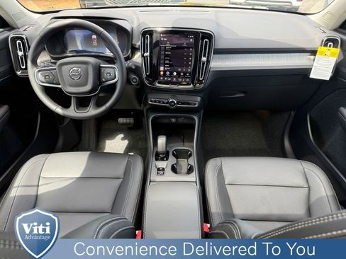 New 2026 Volvo XC40 B5 Core w/ Protection Package Premier AWD/4WD image 2