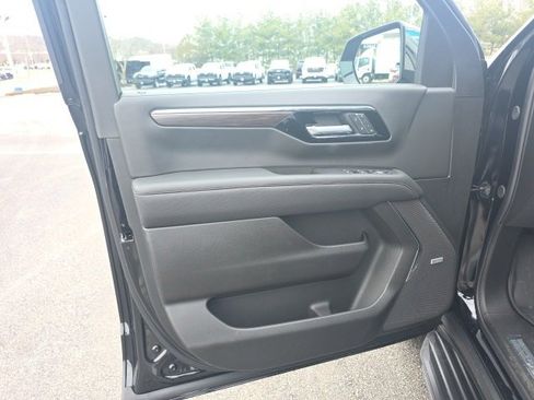 New 2026 Chevrolet Tahoe Premier image 12