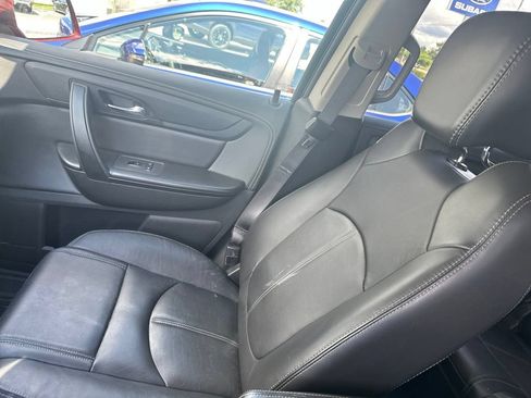 Used 2017 Chevrolet Traverse LT AWD/4WD image 13