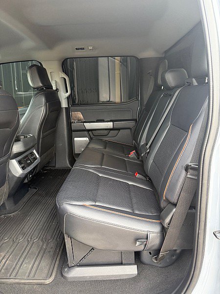 Used 2025 Ford F250 Lariat w/ Black Appearance Package AWD/4WD image 9