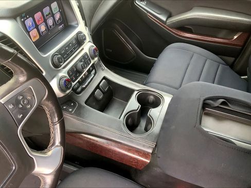 Used 2018 GMC Yukon XL SLT w/ Open Road Package AWD/4WD image 16
