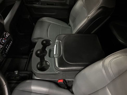 Used 2022 RAM 2500 Tradesman w/ Chrome Appearance Group image 36