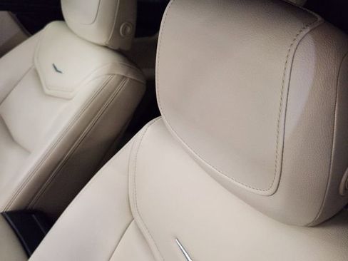 Used 2019 Cadillac XT5 FWD image 14