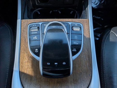 Used 2022 Mercedes-Benz G 550 image 22