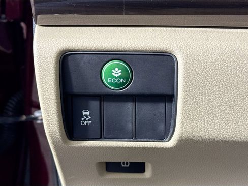 Used 2017 Honda Accord EX-L image 10