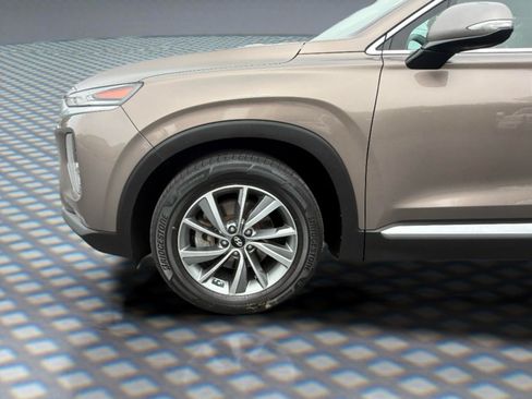 Used 2020 Hyundai Santa Fe SEL w/ Convenience + Premium Package FWD image 11