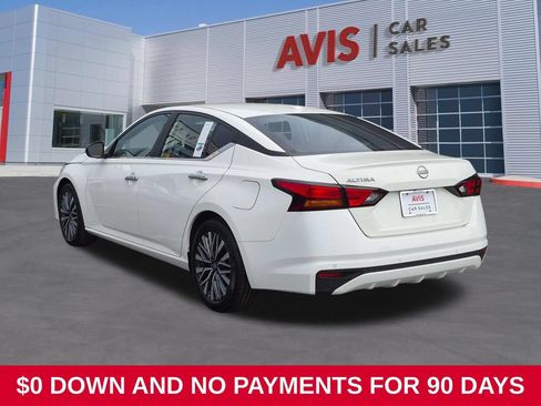 Used 2025 Nissan Altima 2.5 SV FWD image 9