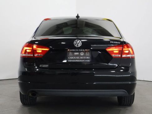 Used 2013 Volkswagen Passat Wolfsburg Edition image 11