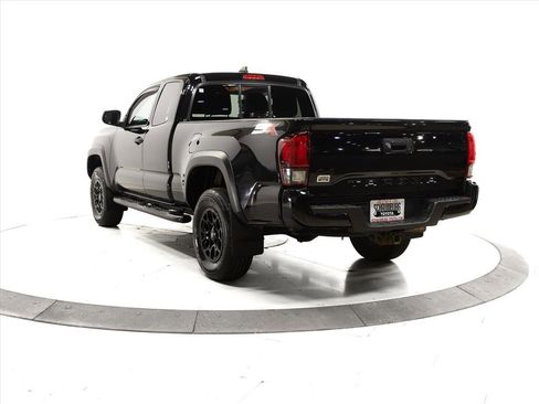 Used 2020 Toyota Tacoma SR w/ SX Package image 7