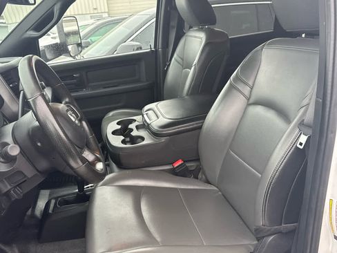 Used 2021 RAM 3500 Tradesman w/ Chrome Appearance Group image 10