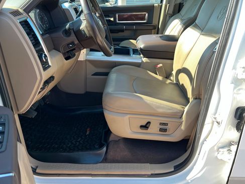 Used 2012 RAM 3500 Laramie w/ Max Tow Pkg AWD/4WD image 17