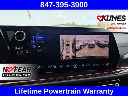 Used 2024 Chevrolet Traverse RS AWD/4WD image 60