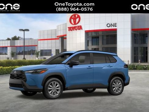 New 2026 Toyota Corolla Cross LE image 3