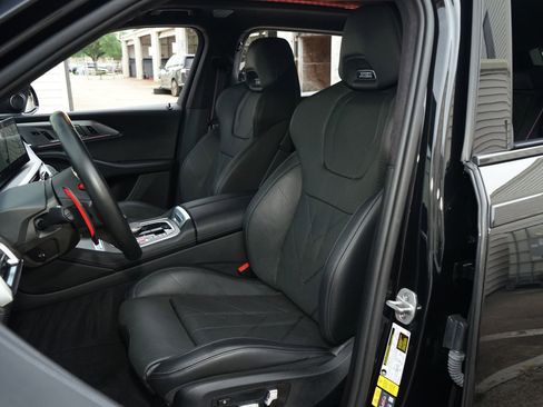 Used 2023 BMW XM AWD/4WD image 9