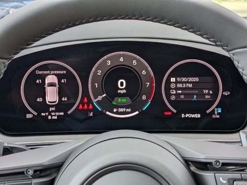 New 2026 Porsche Cayenne S image 16