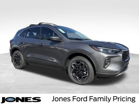 New 2026 Ford Escape Platinum w/ Premium Technology Package image 2