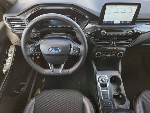 Used 2025 Ford Escape ST-Line AWD/4WD image 27