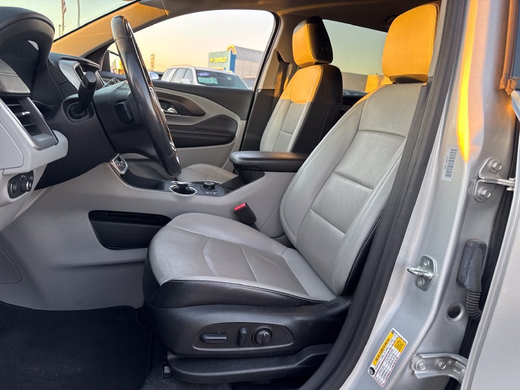 Used 2022 GMC Terrain SLT AWD/4WD image 16
