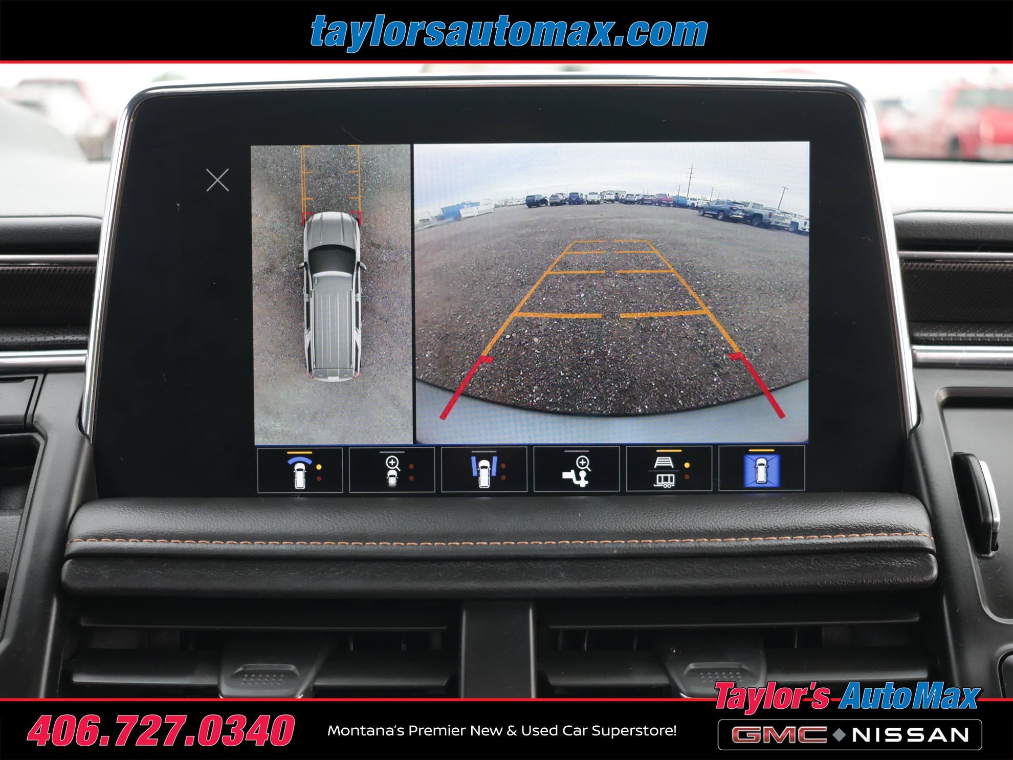 Used 2024 GMC Yukon AT4 w/ Technology Package AWD/4WD image 15