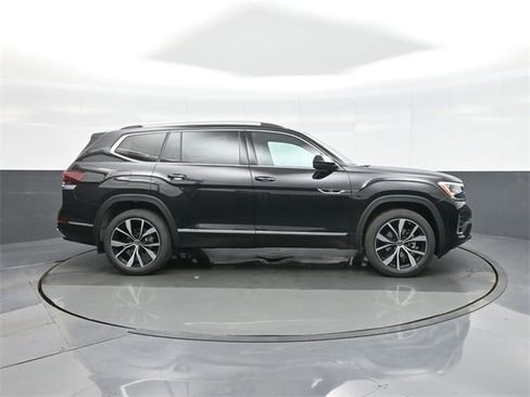 New 2026 Volkswagen Atlas SEL Premium R-Line image 8