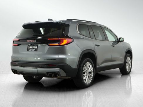 Used 2024 GMC Acadia Elevation w/ Luxury Package AWD/4WD image 5