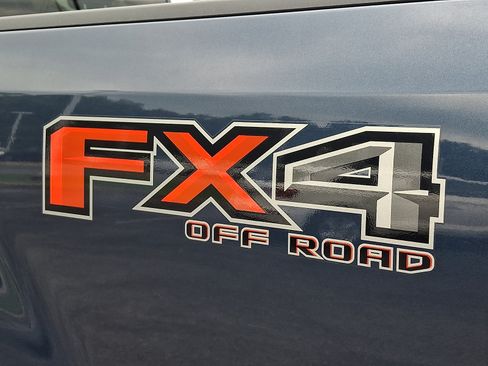 Used 2020 Ford F350 XLT w/ XLT Premium Package AWD/4WD image 32