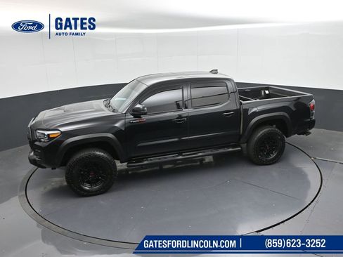 Used 2021 Toyota Tacoma TRD Pro AWD/4WD image 47