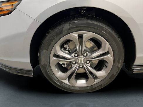 New 2025 Honda Accord EX-L image 13