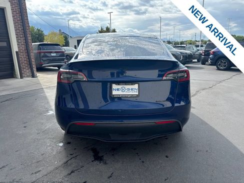 Used 2023 Tesla Model Y Performance AWD/4WD image 6