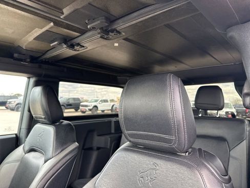 Used 2022 Ford Bronco Black Diamond image 13